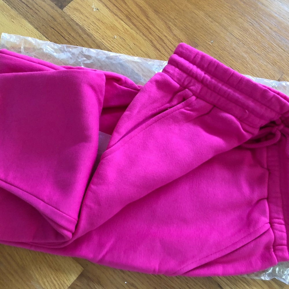 Joggers - Picture 2 of 4